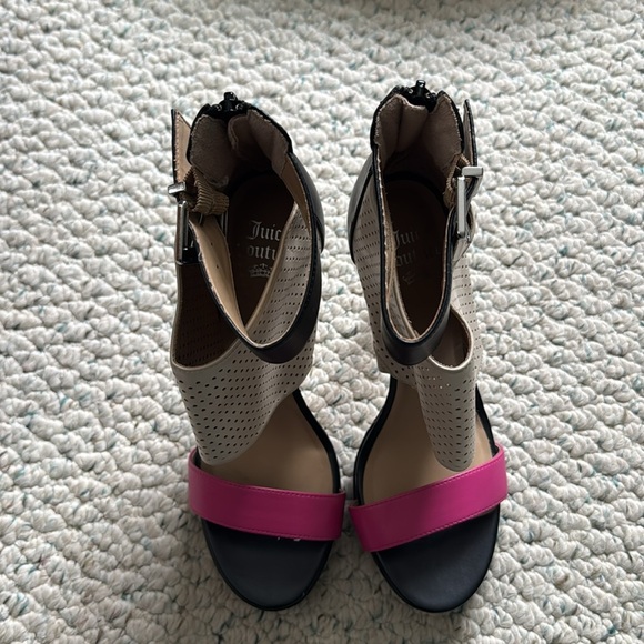 Juicy Couture Catarahice Heels - Picture 6 of 9